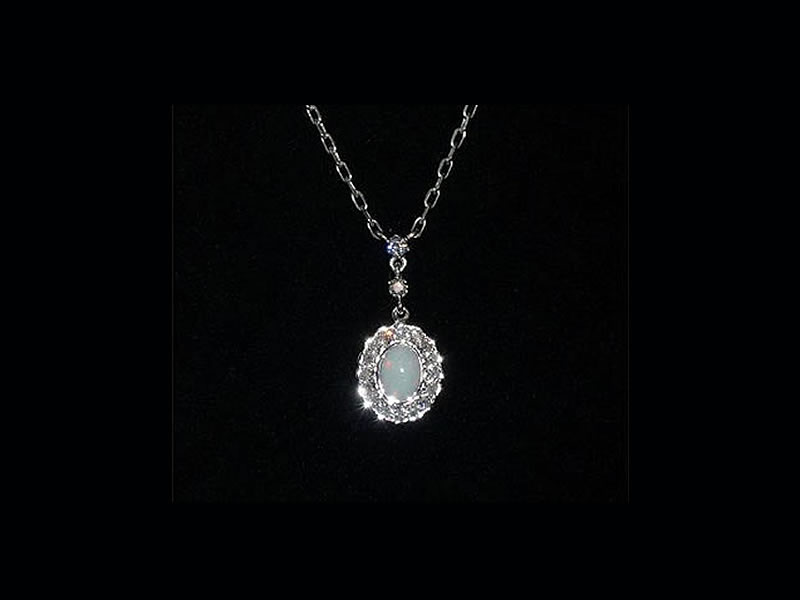 9CT WHITE GOLD, 7X5mm OPAL &  .46CTS DIAMOND, WEDDING NECKLACE